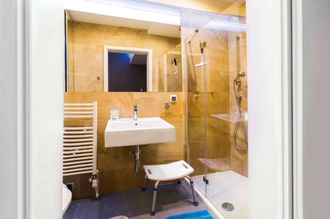 Apartament Blue I Grey Na Klifie Ustronie Morskie Buitenkant foto
